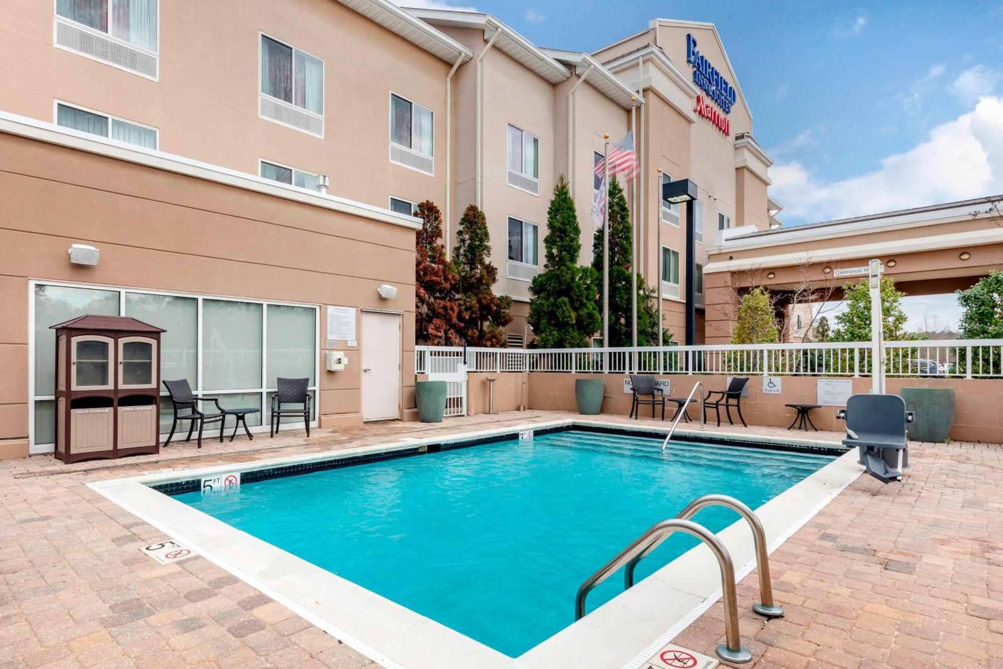 Fairfield Inn & Suites Columbus Exterior foto