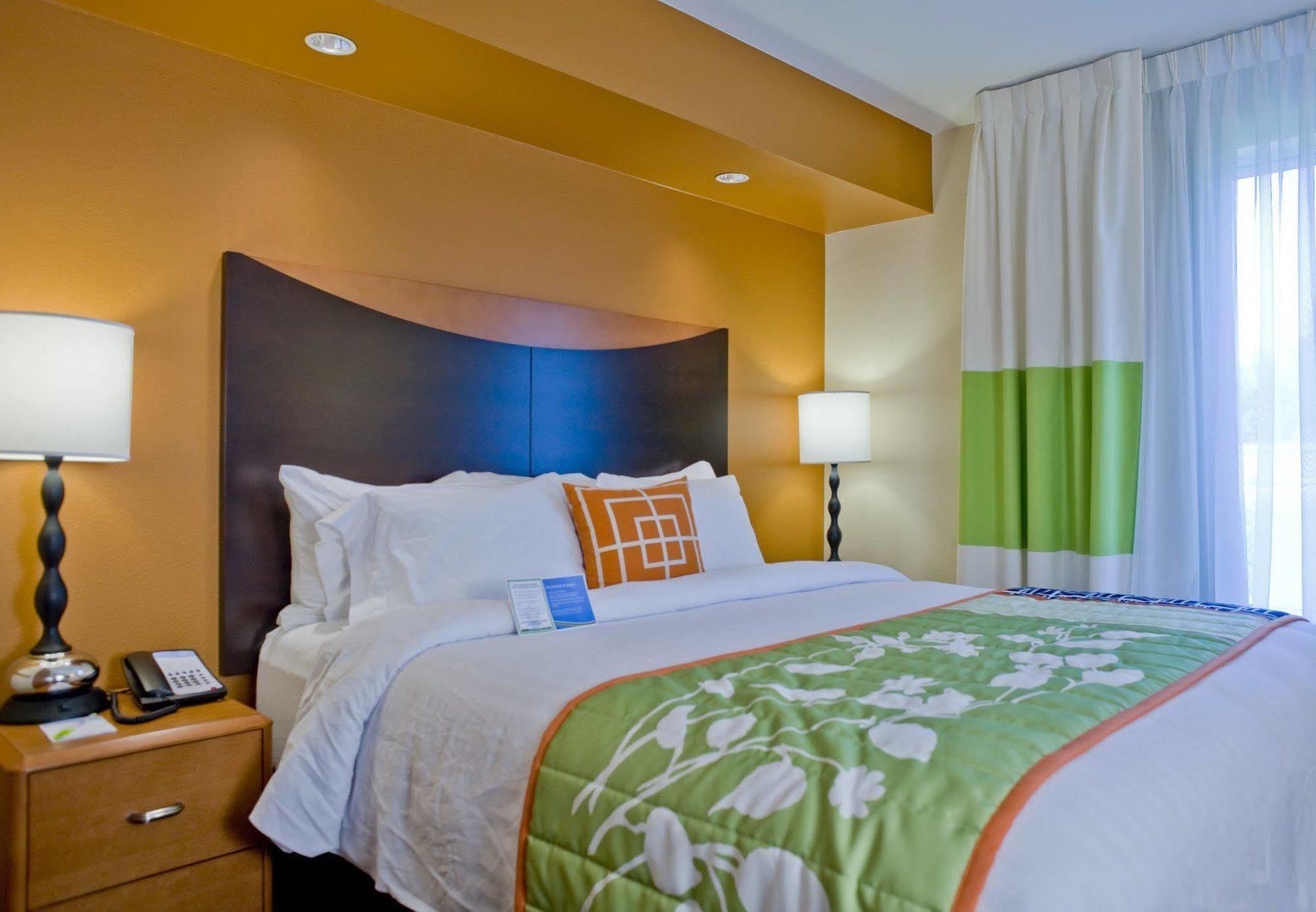 Fairfield Inn & Suites Columbus Habitación foto